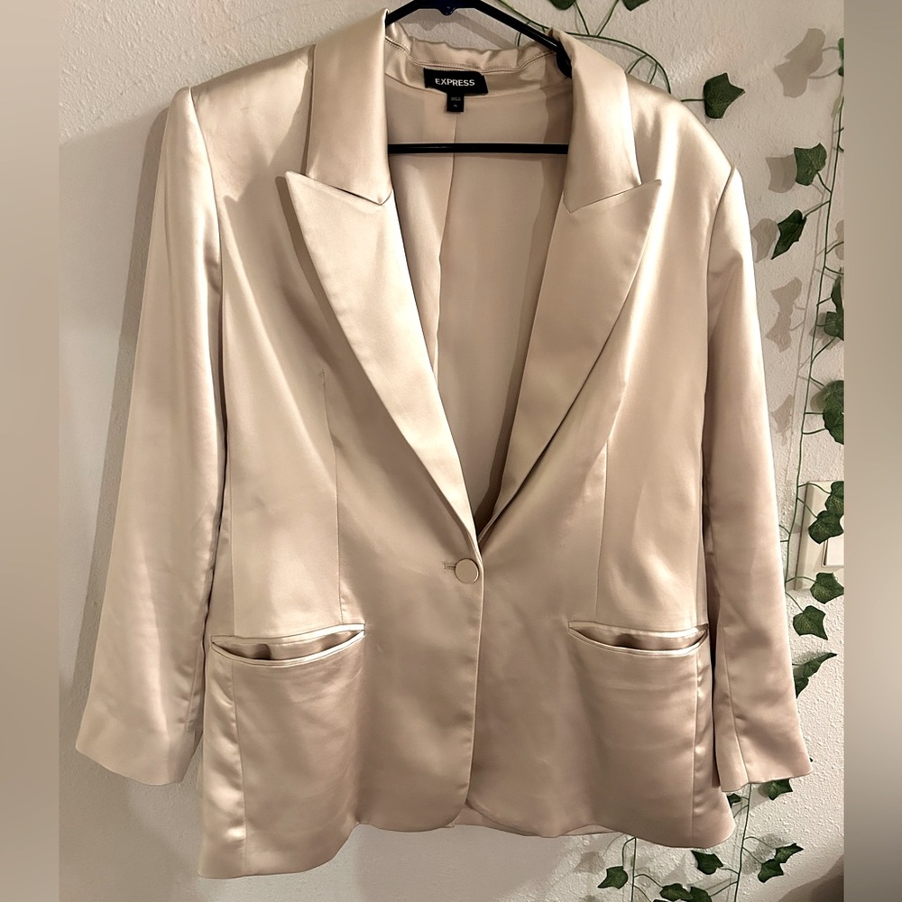 EXPRESS XL CREAM SILK BLAZER